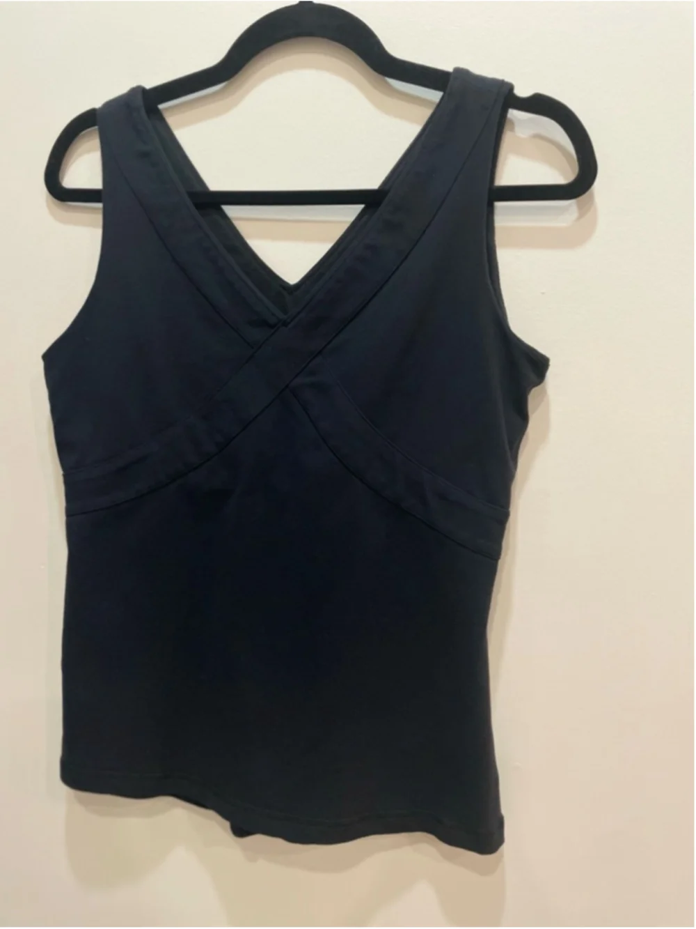 Lululemon Black V-Neck Babydoll Tank Top 10 Shelf Bra Workout Athletic Y2K - Picture 2 of 6